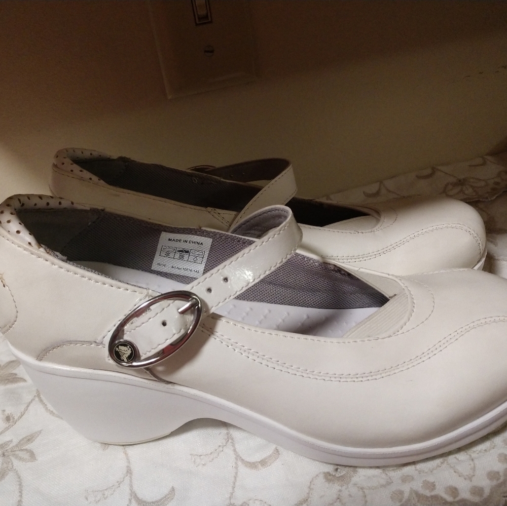 Wedge style , white Crocs, size 8